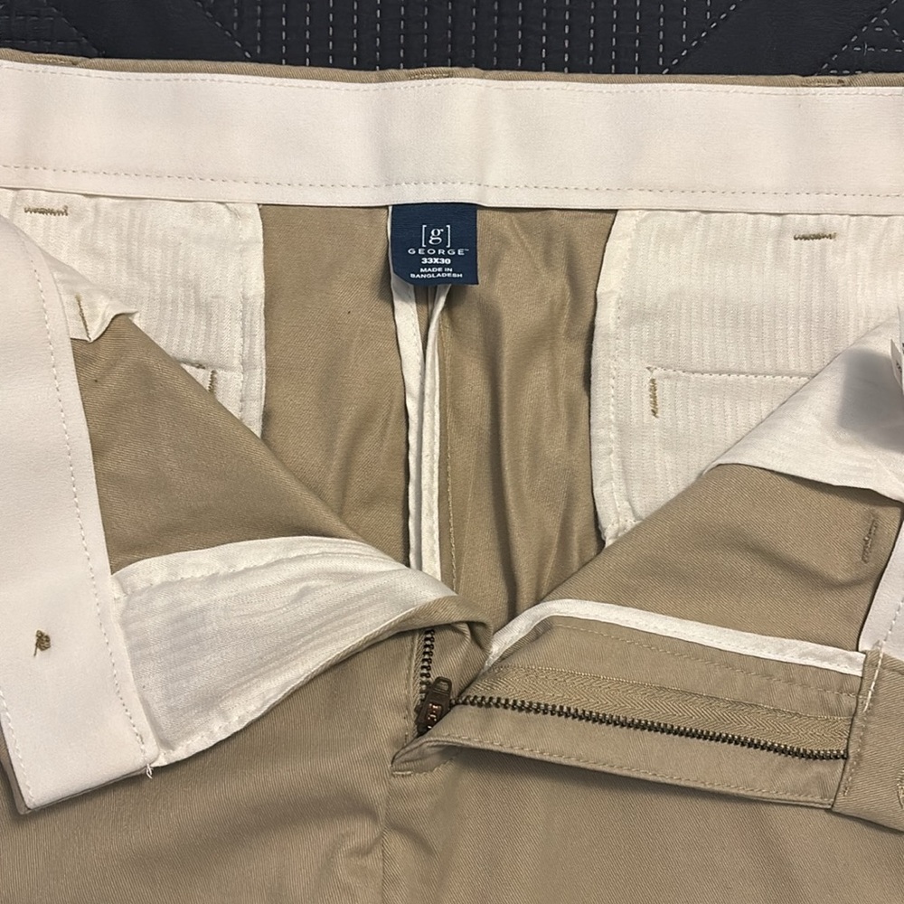 COPY - Mens Khaki Pants Men’s 33/30 size - Picture 3 of 5